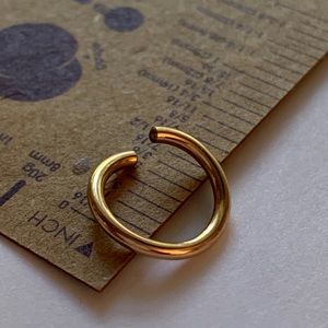 14K Yellow Gold-Fill Conch Seam Ring 10mm